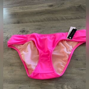Victoria’s Secret Swim hot pink beachy bikini bottoms ruched sides small
NEW